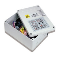 CF10/2 Centralina di comando per max. 10 motori con alimentazione 24 Vcc max 8A